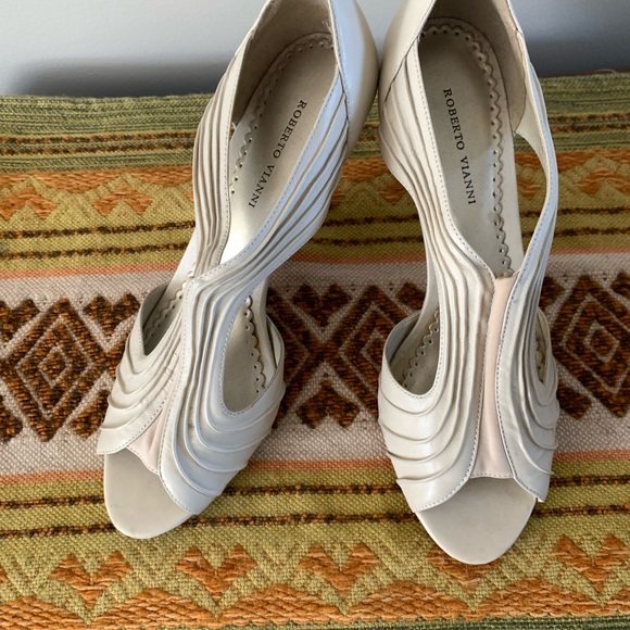 Roberto Vianni Heels - Picture 6 of 9